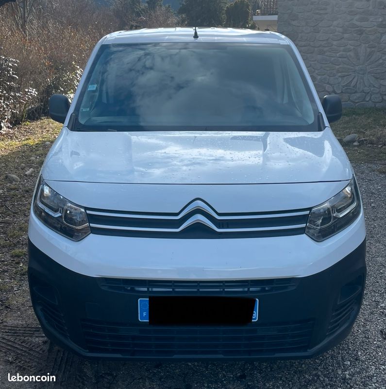 Citroen berlingo van 1.5 bluehdi 75 club (image 1)