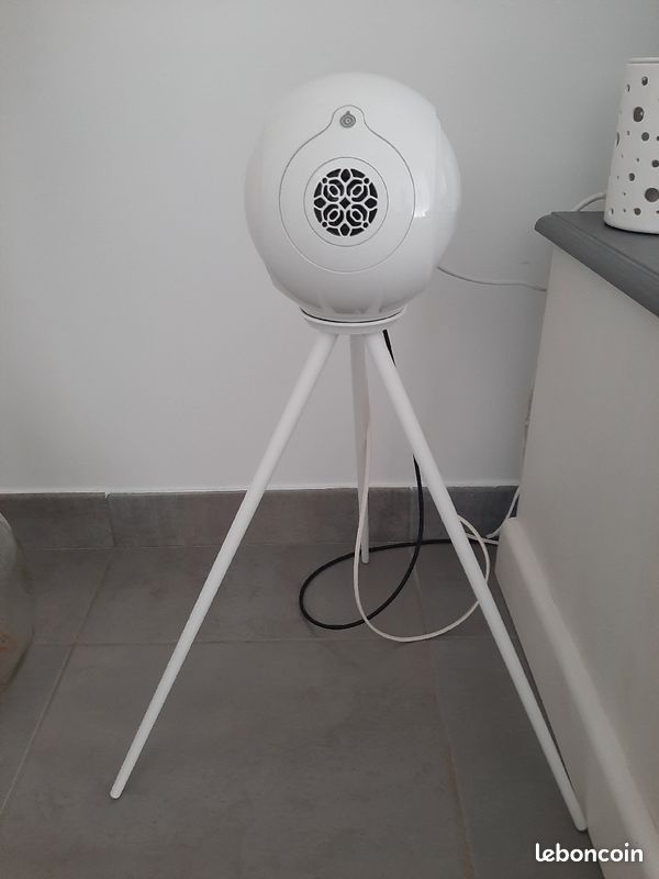 2 enceintes avec pieds devialet 98db (image 1)