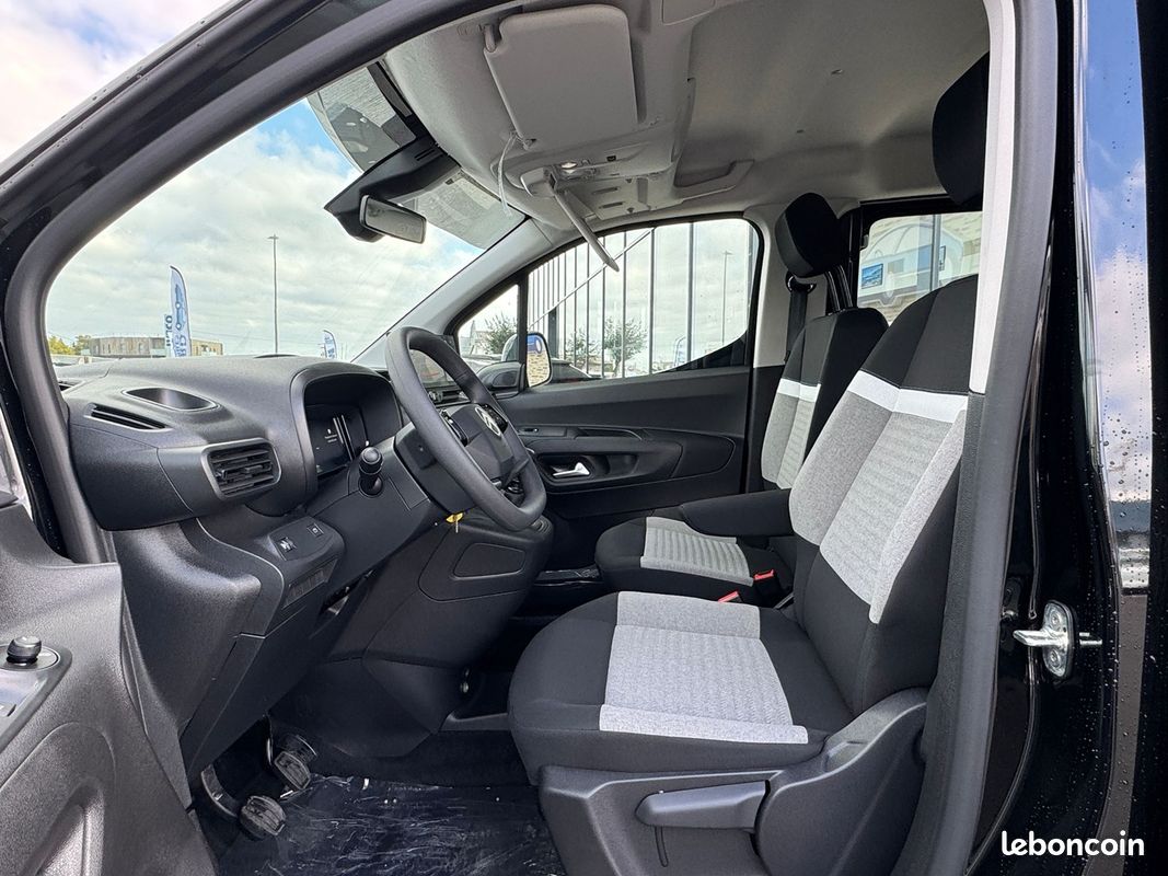 Citroen BERLINGO TAILLE M - 1.5 BLUEHDI 130CH S&S PLUS 5 PLACES (image 15)