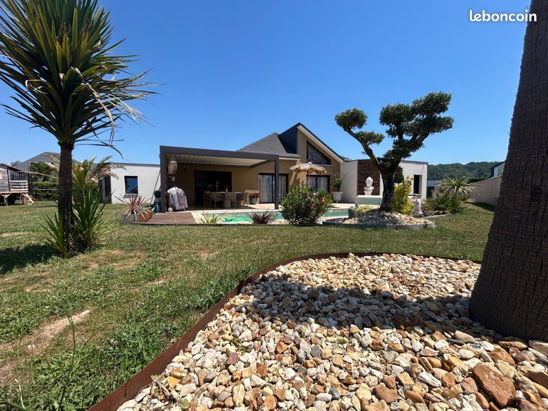 Maison 7 pièces 180 m² · à Juillan · 180 m² · 625 000 €