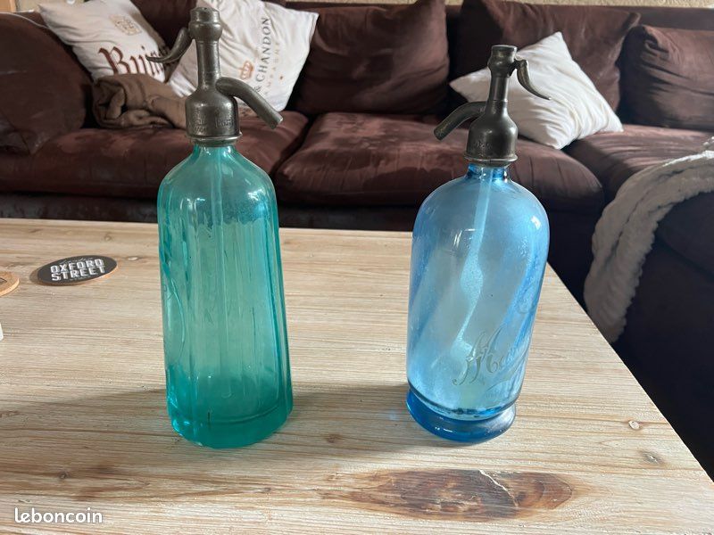 Lot 2 siphons (image 1)
