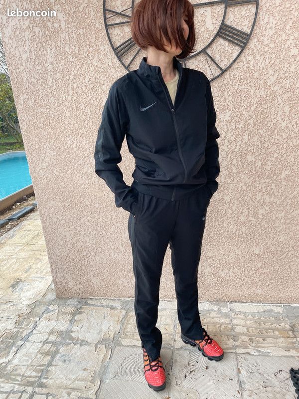 Ensemble survêt Nike Dri-Fit, Taille S- homme, taille M- femme