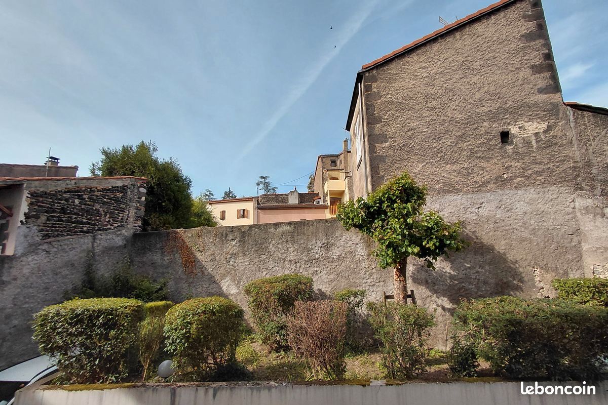 Appartement 3 pièces 60 m² · à Clermont-Ferrand · 60 m² · 125 000 €