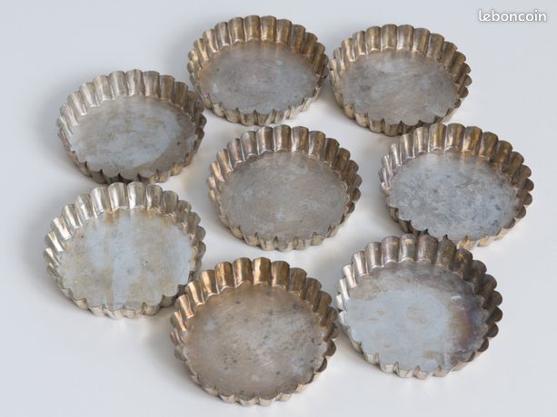 Lot De 5 Moules à Tartelette Vintage Français - Acier Noir