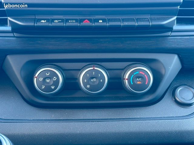Renault TRAFIC III FOURGON L1H1 3T 2.0 BLUE DCI 130CH ADVANCE GSR2 (image 14)