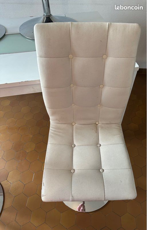 Table + chaises (image 4)