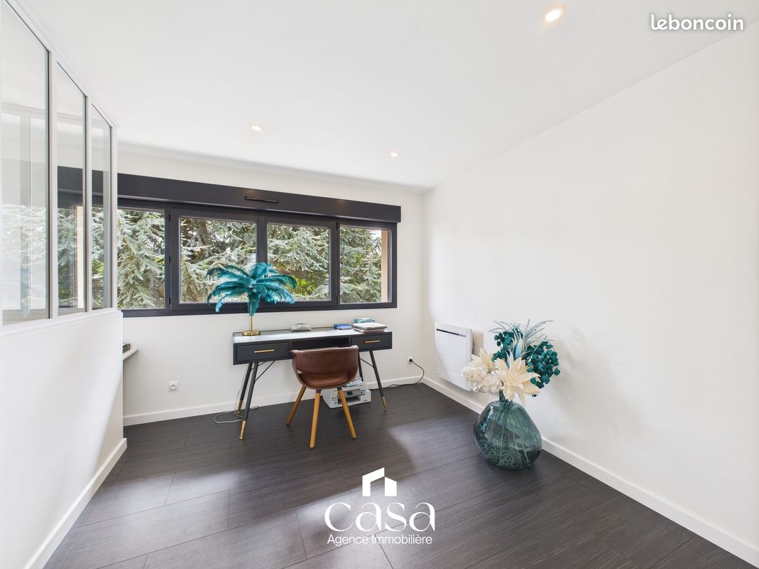 Maison 9 pièces 210 m² (image 9)