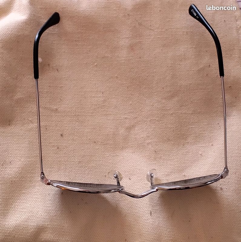Lunettes de soleil enfant (image 3)