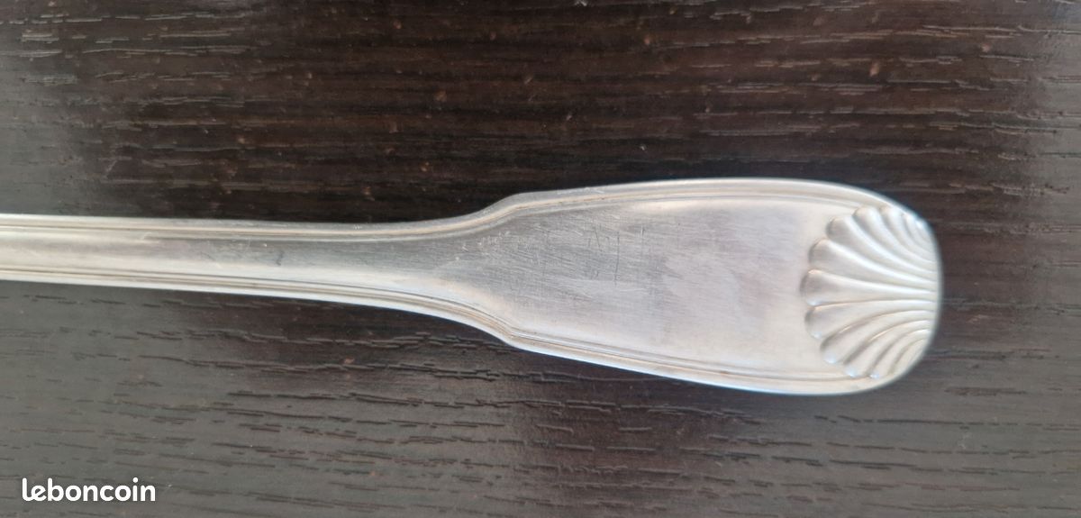 Ménagère Ancienne 56 Pièces En Métal Argenté Erucis - Modèle Valancay, Style Classique