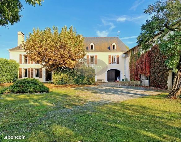 Maison 10 pièces 282 m²