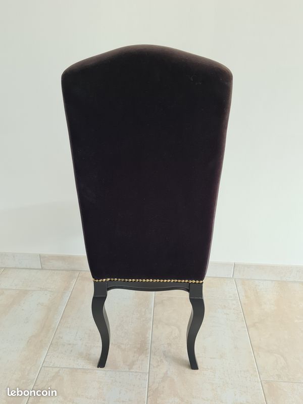 Table à manger avec 6 chaises (image 6)