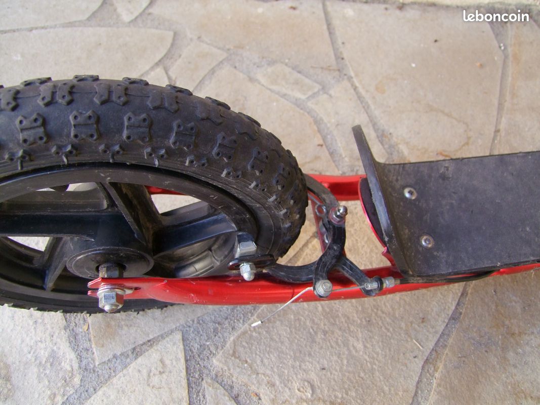 Trottinette rouge de la marque D'JUMPY (pas électrique) (image 14)