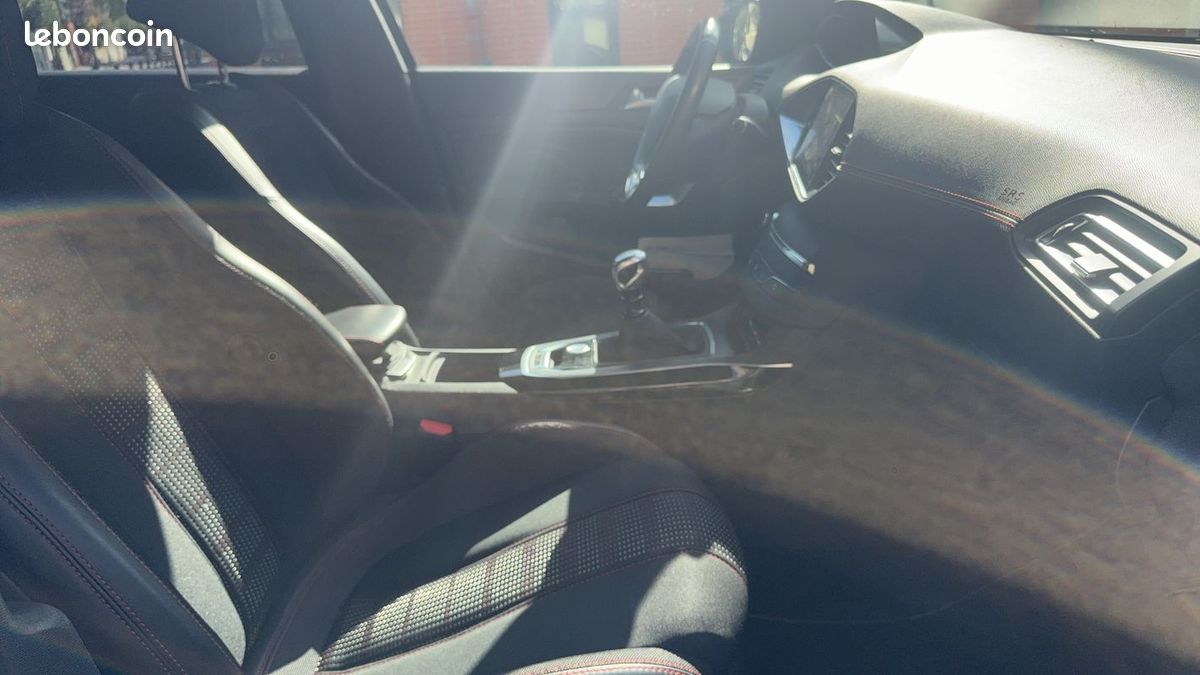 Peugeot 308 SW II 1.2 PureTech 130 GT Line (image 26)