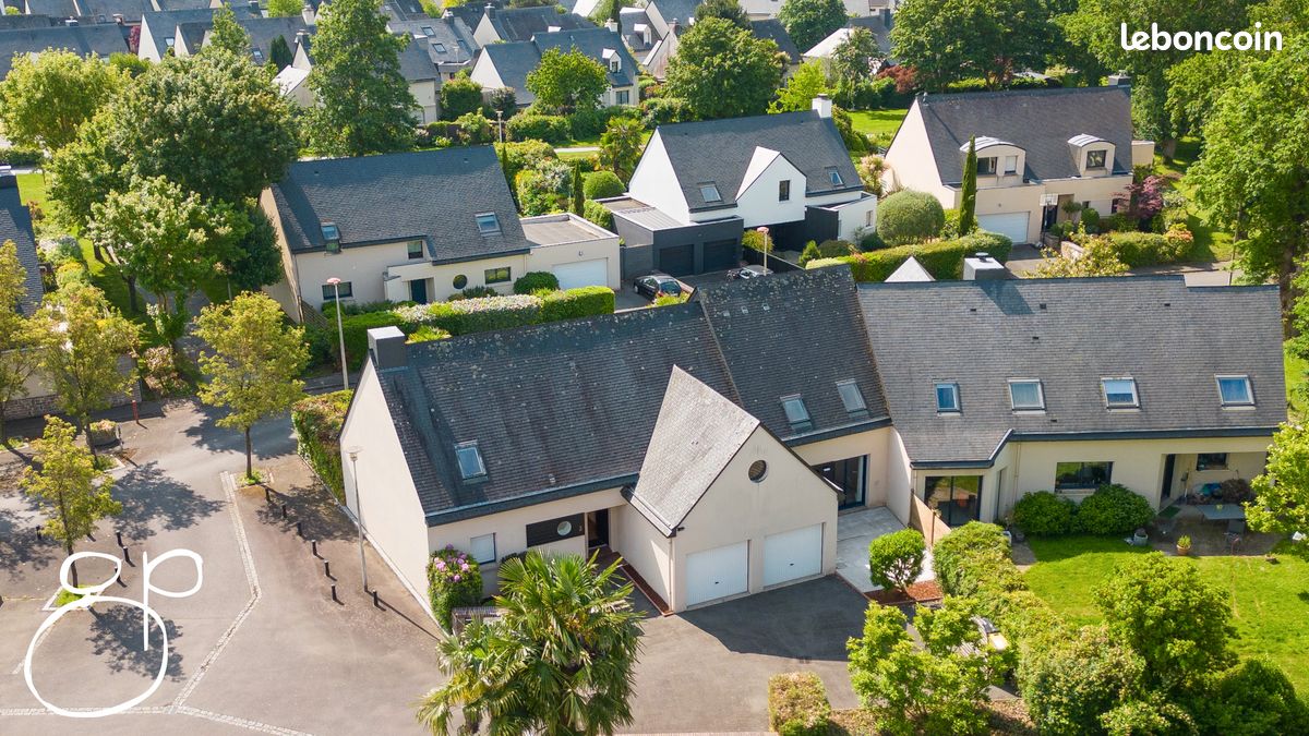 Maison 9 pièces 240 m² · à Saint-Grégoire · 240 m² · 795 000 €