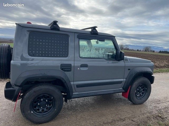 Baguettes de protection latérales - Suzuki Jimny