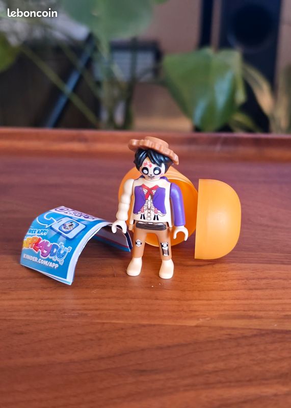 Héctor Rivera Kinder Surprise Disney (image 1)