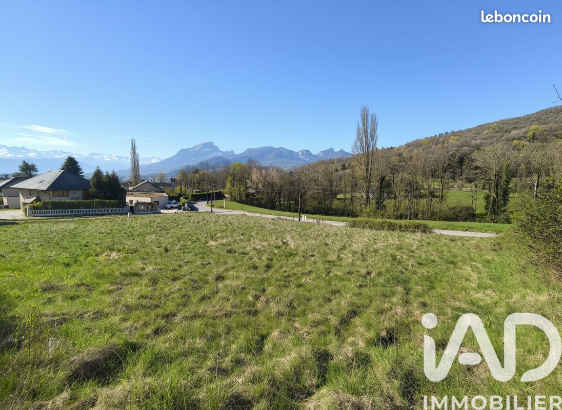 Terrain 603 m² · à Saint-Alban-Leysse · 603 m² · 210 000 €