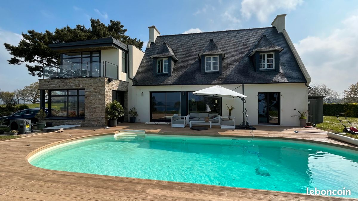 Grande maison vue mer, piscine chauffée (image 2)