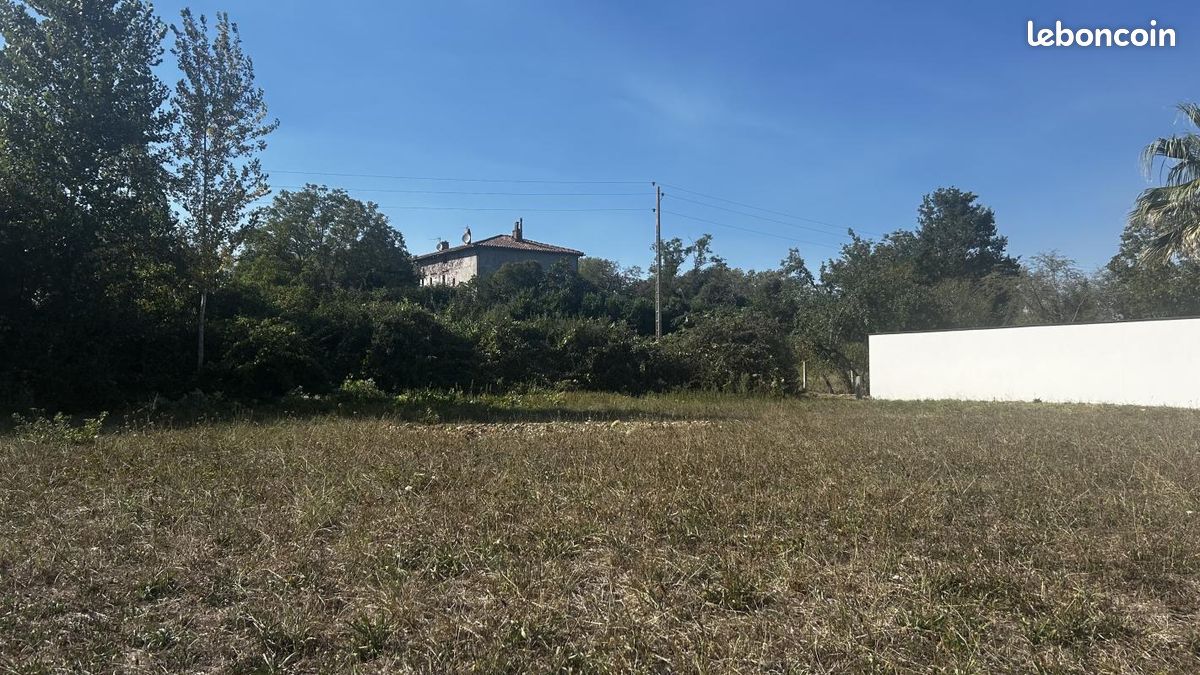 Terrain 510 m² · à Noé · 85 000 €