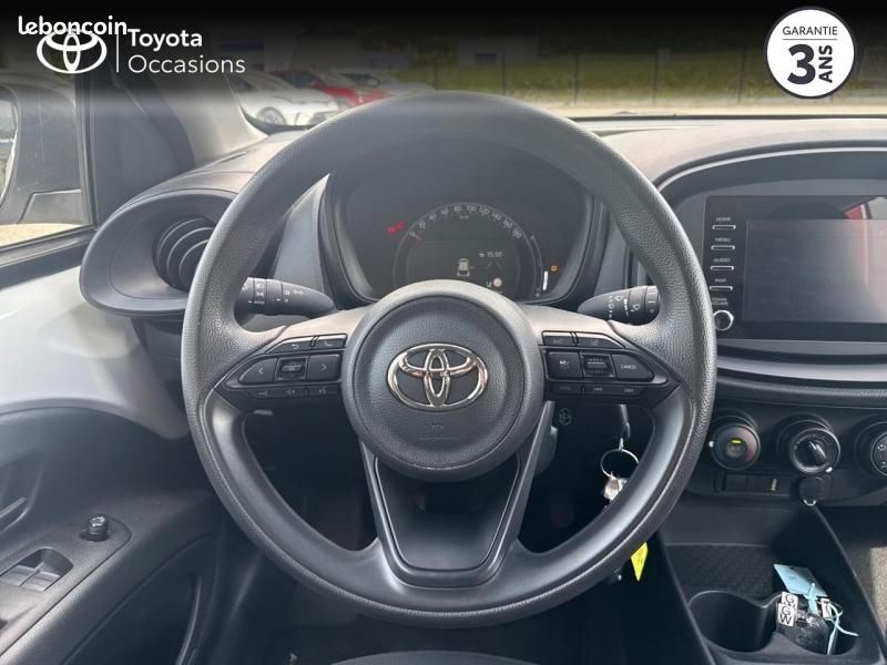 Toyota Aygo X 1.0 VVT-i 72ch Active Business MY23 (image 9)