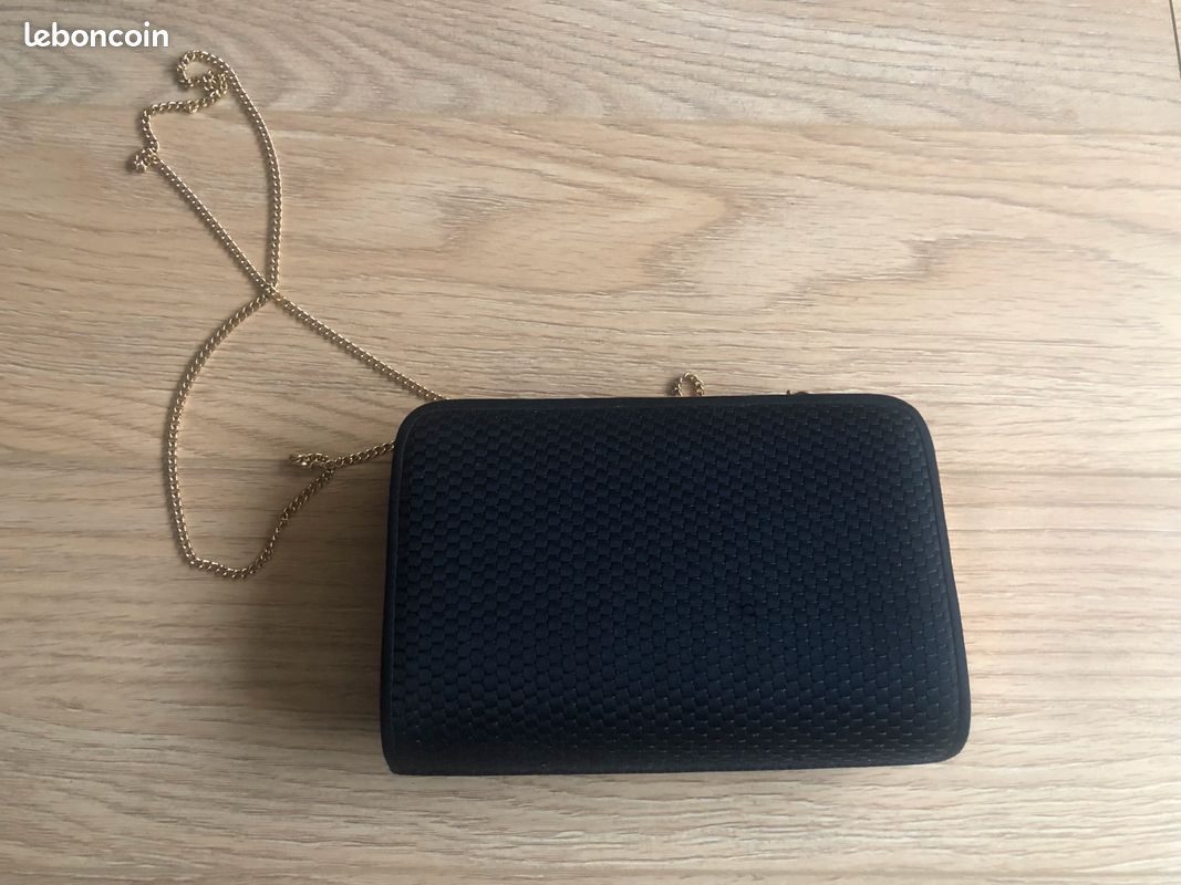 Pochette bleu marine (image 3)