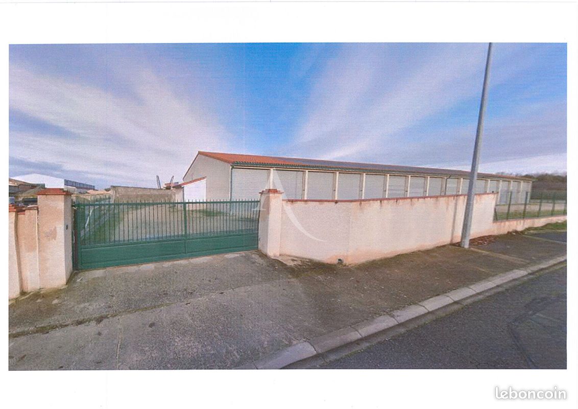 Parking 1 pièce 25 m² · à Fonsorbes · 25 m² · 144 €