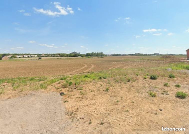 Terrain 766 m² Cambrai · 63 800 €