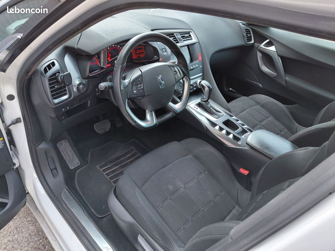 DS DS 5 1.6 BLUEHDI 120CH BECHIC BVA APPLE CARPLAy (image 26)