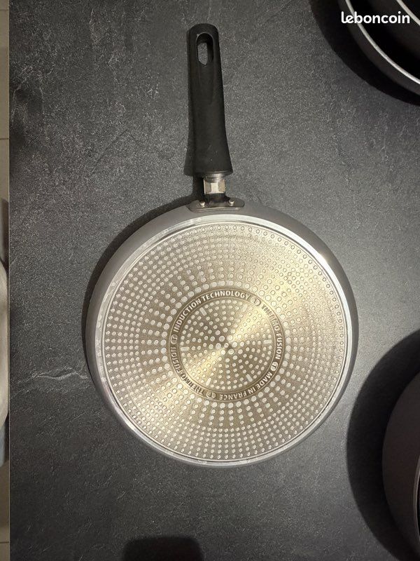 Crêpière 25 cm Tefal – Très bon état (image 3)