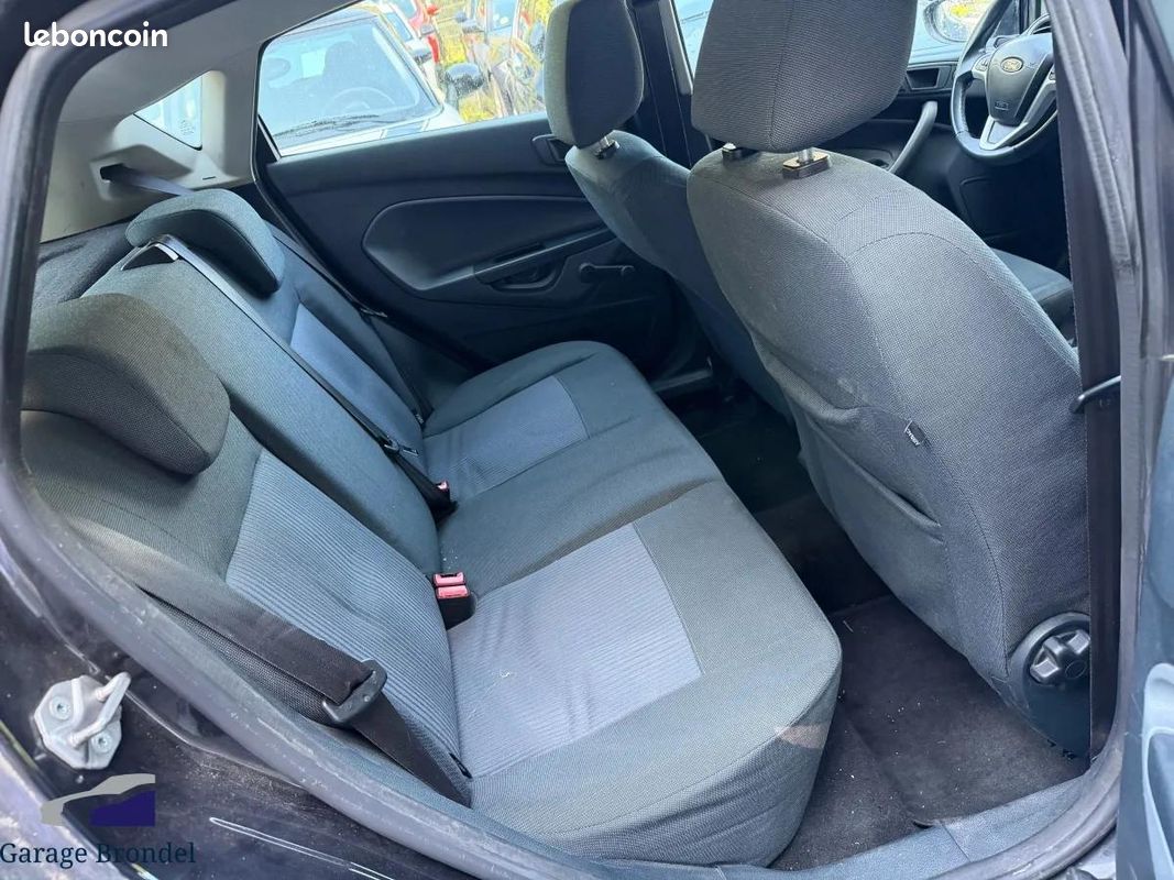 Ford Fiesta 1.4 TDCi 71cv Trend 2ème main (image 14)