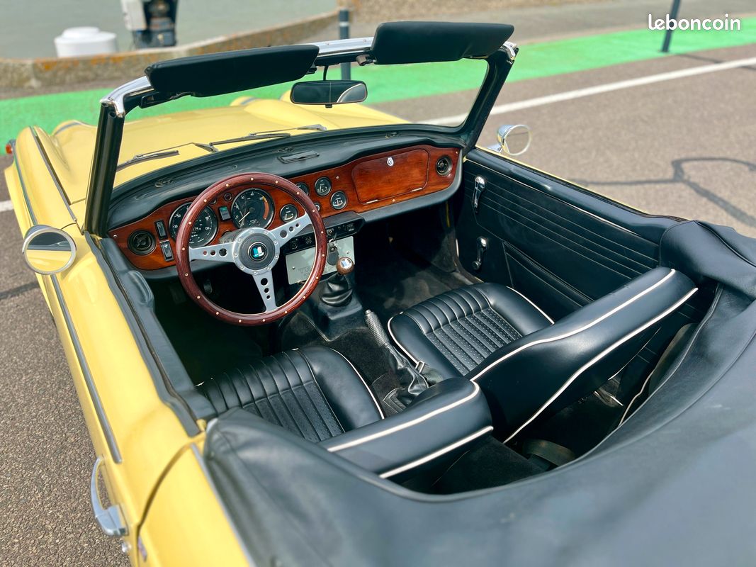 Triumph tr250 - 1968 (image 7)