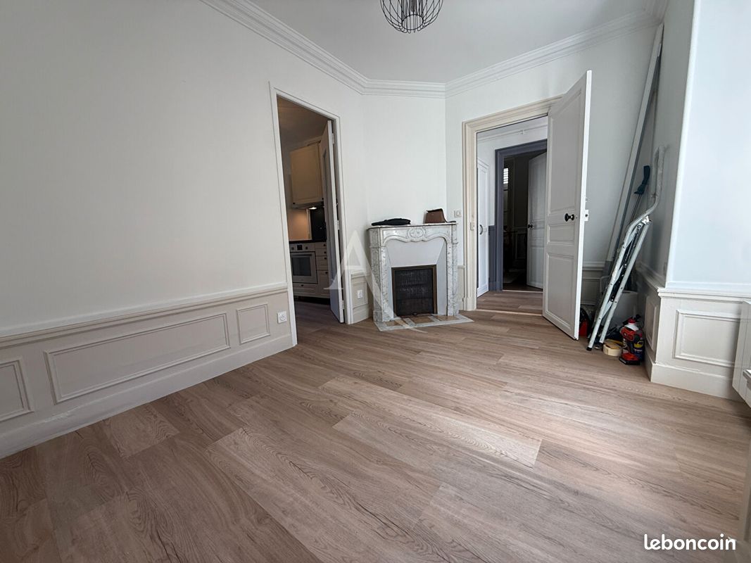 Appartement 1 pièce 19 m² · à Dourdan · 19 m² · 480 €/mois