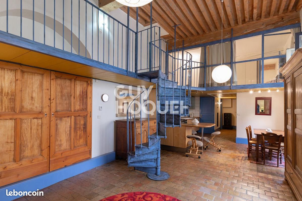 Appartement 3 pièces 122 m² · à Lyon · 122 m² · 450 000 €