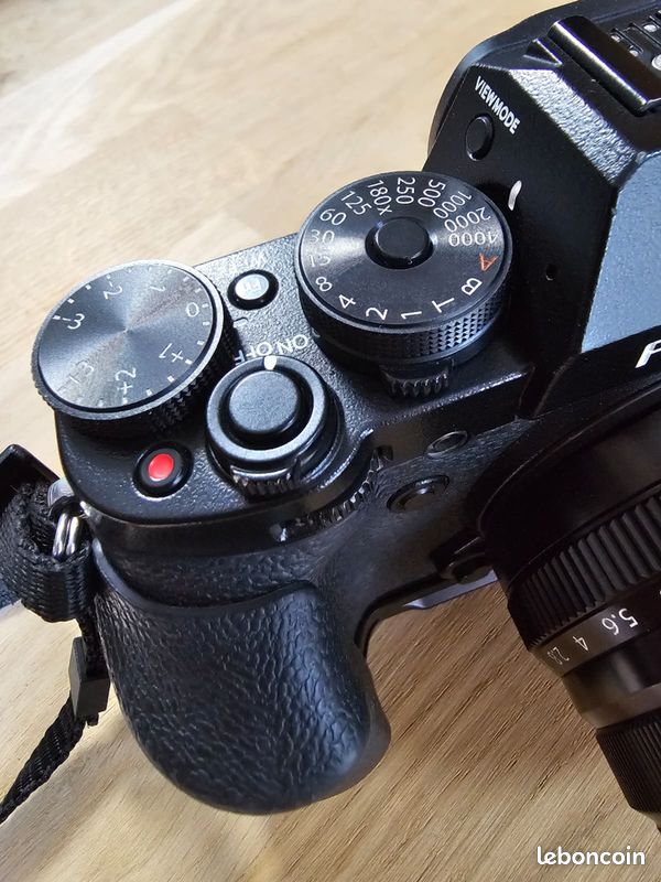 Fujifilm X-T1 + XF 35mm F2 WR + 3 batteries (~600 déclenchements) (image 6)