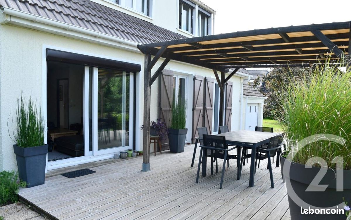 Maison 6 pièces 123 m² · à La Neuville-Chant-d'Oisel · 123 m² · 265 000 €