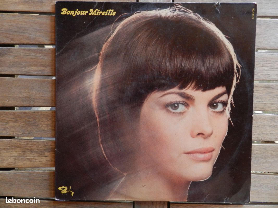 33 tours Mireille Mathieu, Bonjour Mireille (image 1)