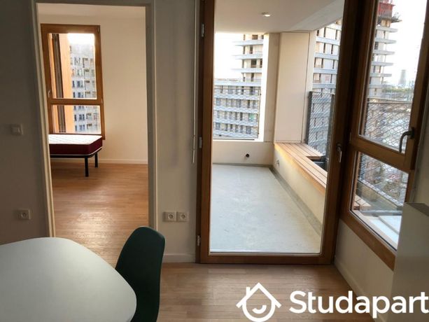 Appartement a louer paris-18e-arrondissement - 2 pièce(s) - 50 m2 - Surfyn