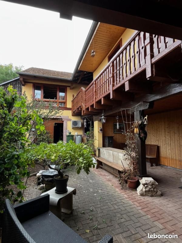Maison 6 pièces 138 m² · à Kintzheim · 138 m² · 304 000 €