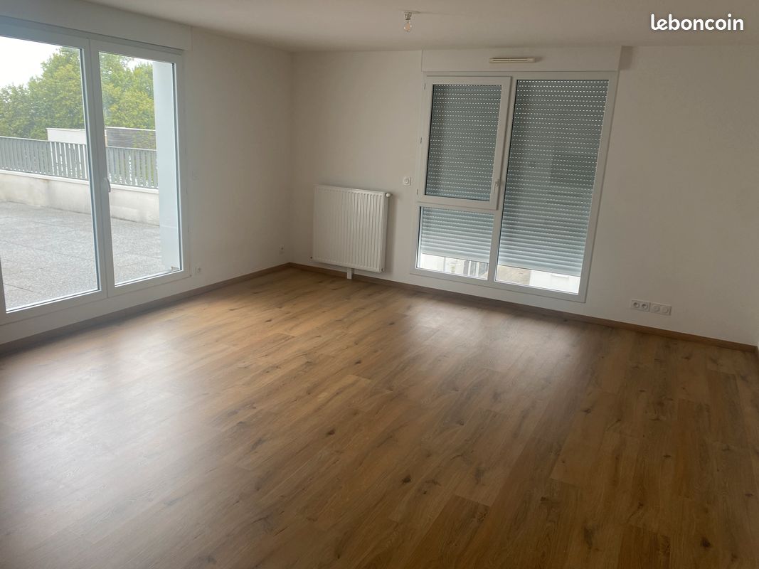 Appartement 4 pièces 91 m² · à Saint-Nazaire · 91 m² · 989 €/mois