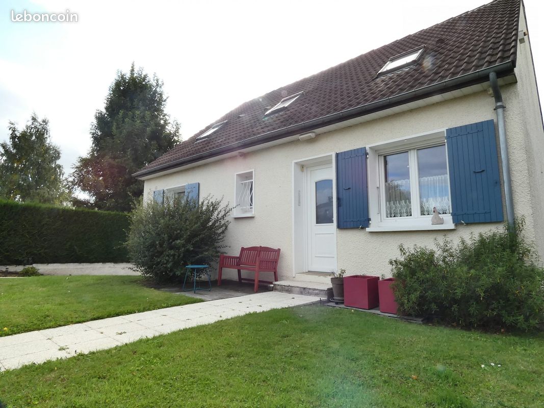 Maison 6 pièces 110 m² · à Orcemont · 110 m² · 299 000 €