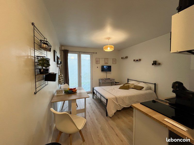 Appartement 1 pièce 18 m² · à Cholet · 18 m² · 450 €