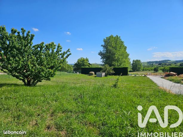 Terrain 681 m² Saint-Barthélemy-le-Plain