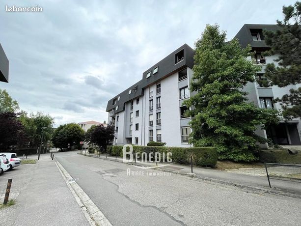 Parking Villers Les Nancy