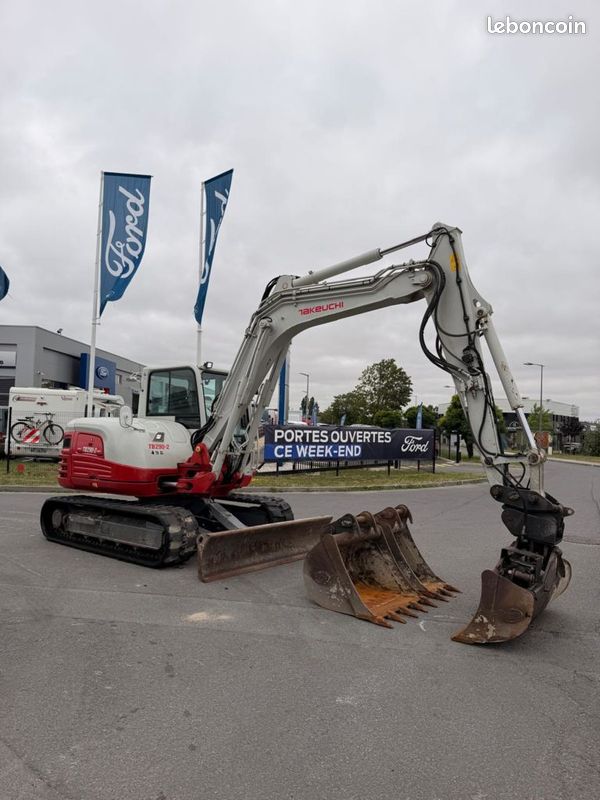 Takeuchi TB290-2 (image 6)