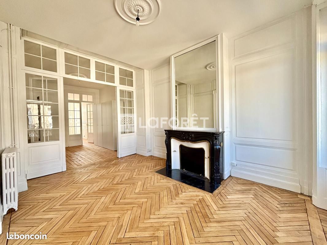 Appartement 4 pièces 111 m² · à Bordeaux · 111 m² · 1 500 €