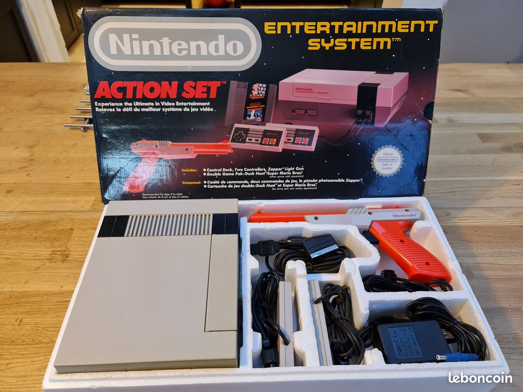 Boîte De Rangement OFFICIELLE Nintendo NES - EXTRÊMEMENT RARE - NEUVE Sous Blister