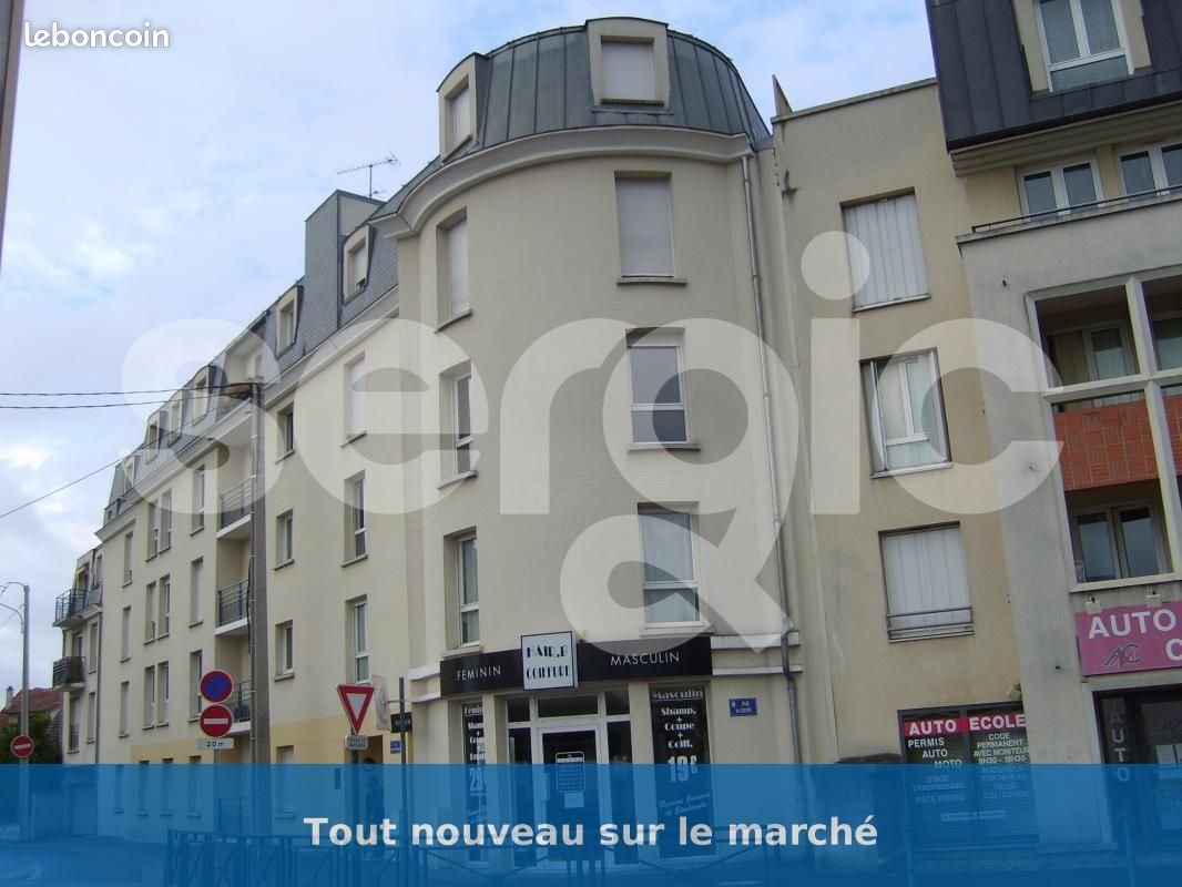 Appartement 2 pièces 45 m² · à Pontoise · 45 m² · 841 €/mois