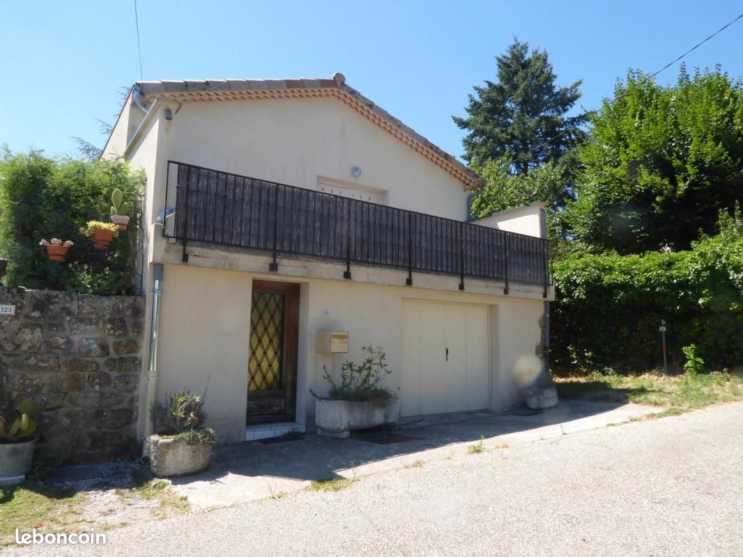 Appartement 3 pièces 67 m² · à Meyras · 67 m² · 661 €