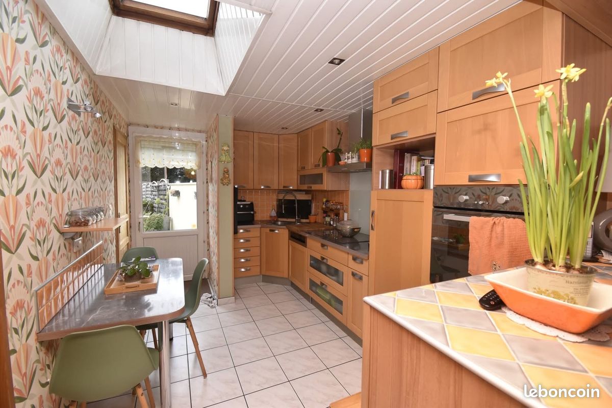 Maison 8 pièces 106 m² · à Prouvy · 106 m² · 135 000 €