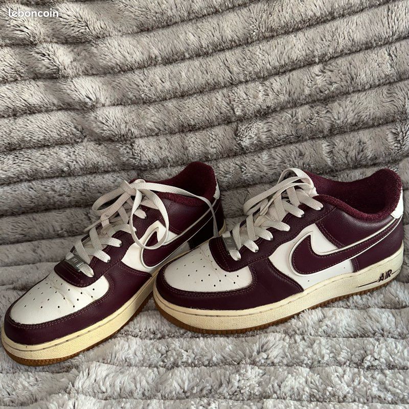 Air Force One Chaussure Nike Femme Bordeaux Air Force Low Blanc